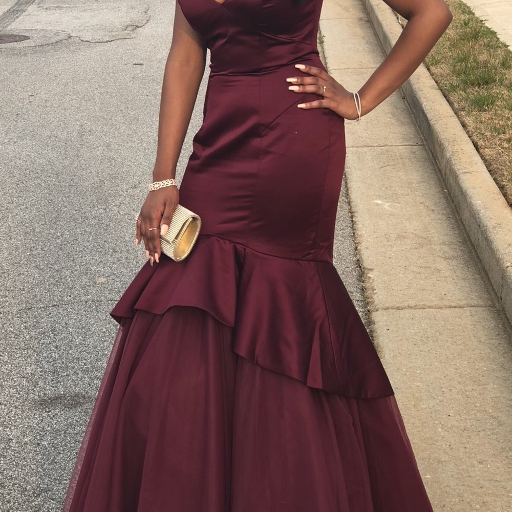 Beautiful Elegant Wine Dress